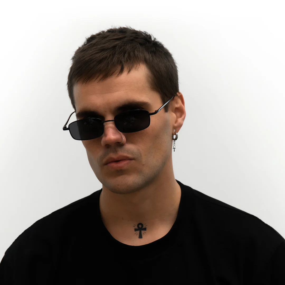 CAPRI - BLACK - Image 3